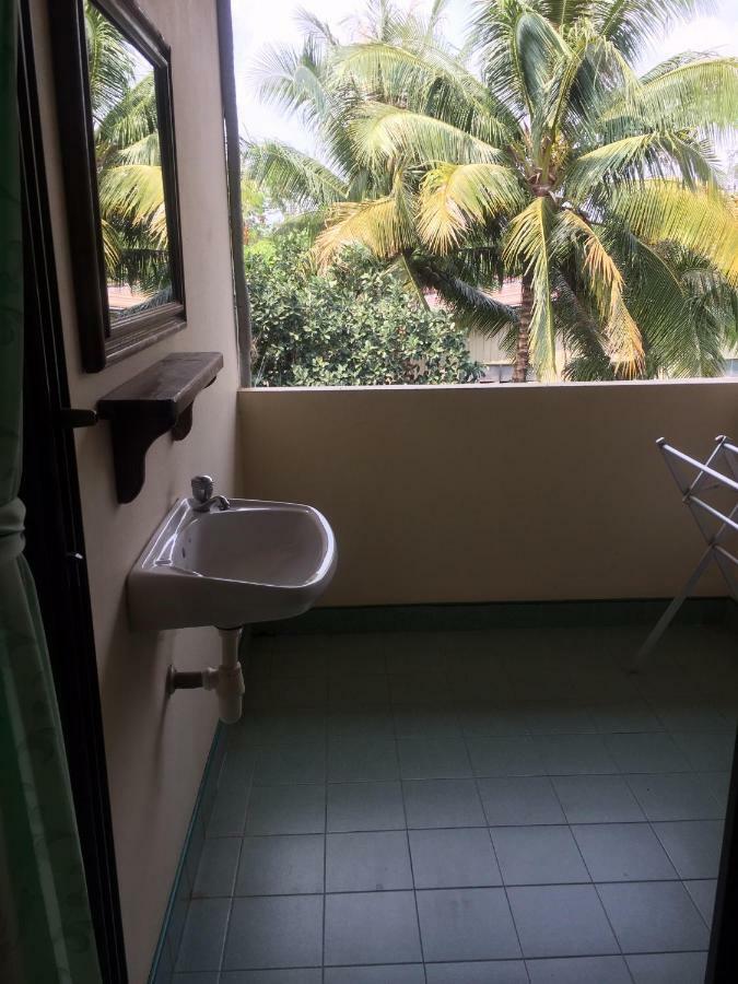 Poon Suk Hotel Kabin Buri Zewnętrze zdjęcie